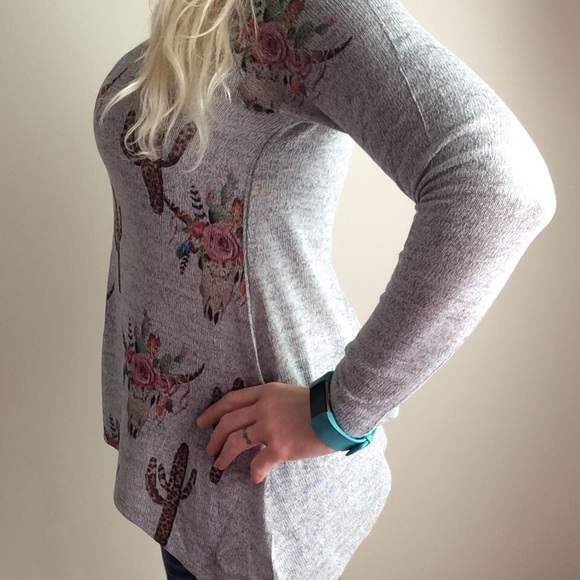 Bohemian Floral Longhorn Cow Skull Print Knit Top - Picture 6 of 8